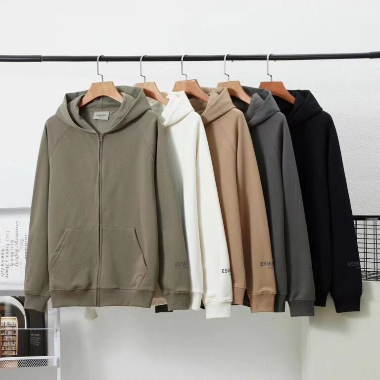 Hướng Dẫn Giặt Hoodie Bằng Máy Giặt Đúng Cách