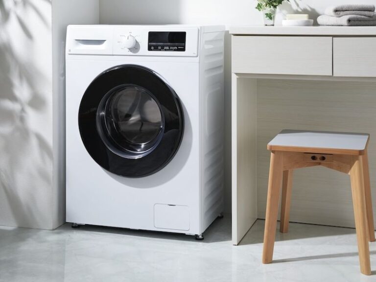 Đặt Máy Giặt Trong Nhà – Có Cần Dùng Áo Trùm Hay Không?